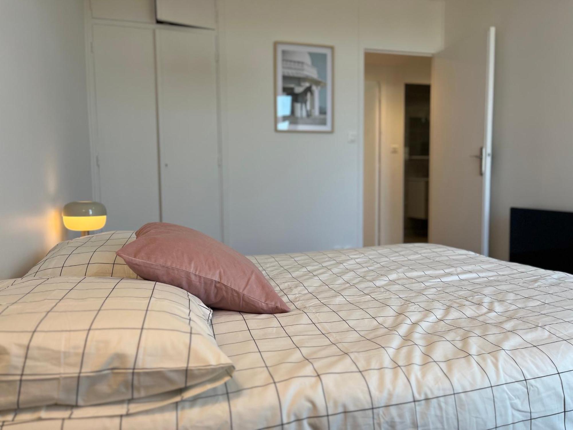 Miramar Apartment Bron