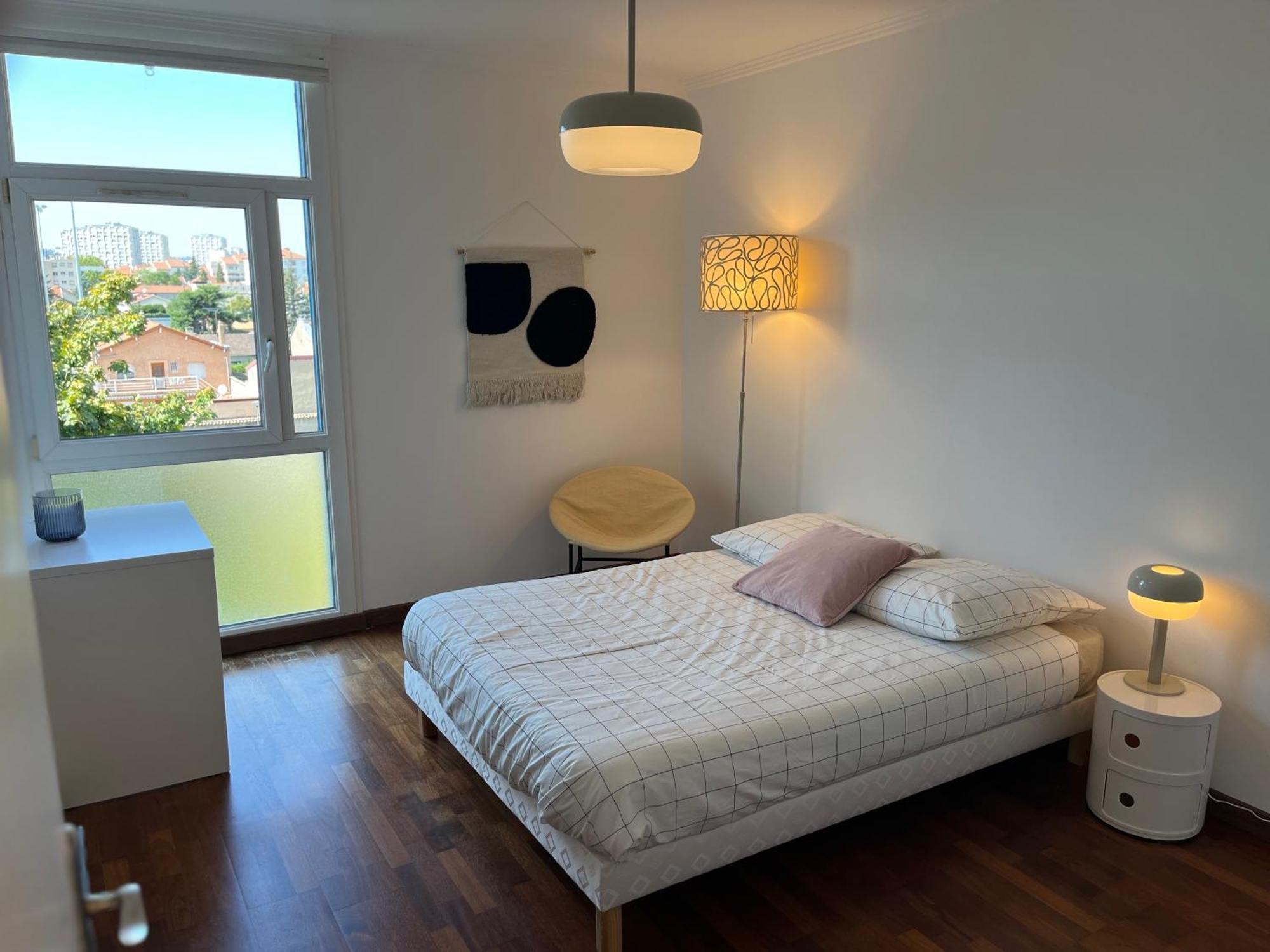 Apartment Miramar Bron